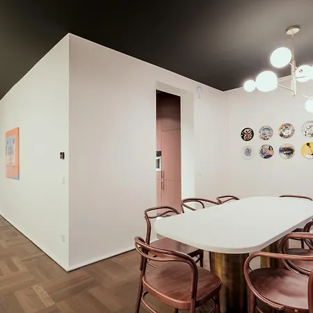The Garden Suites By Suite030-3